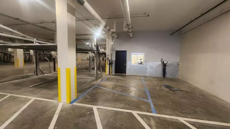 Parking at MPG Parking - 153-10 Parking LLC Garage - Second Medium