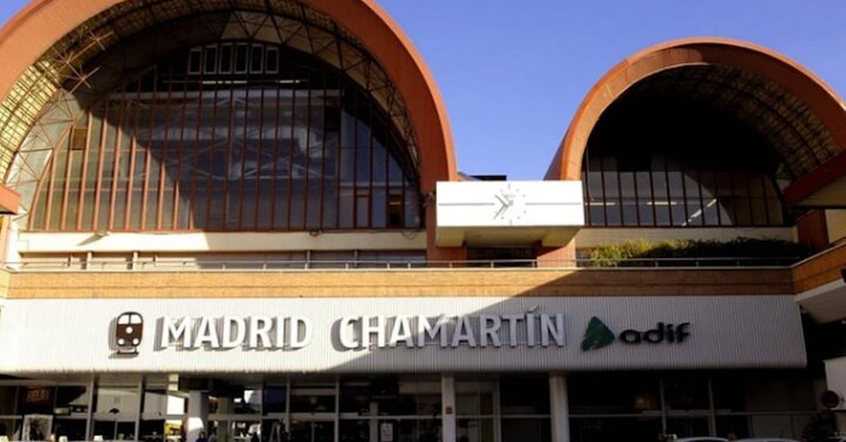 Servicio de traslado privado desde hotel a la estación de Chamartín en Madrid