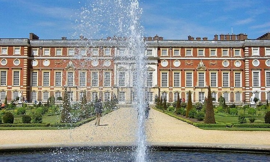 Image 16: Hampton Court Palace private tour with an accredited expert guide