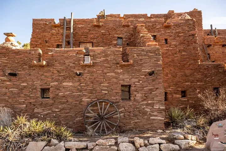 Grand Canyon South & East Rim Self-Driving, Walking & Shuttling Tour