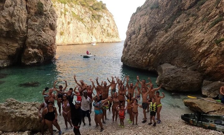 Image 2: Excursión en kayak en Jávea ,Cala Granadella ( Esnórquel) Caló,llop...