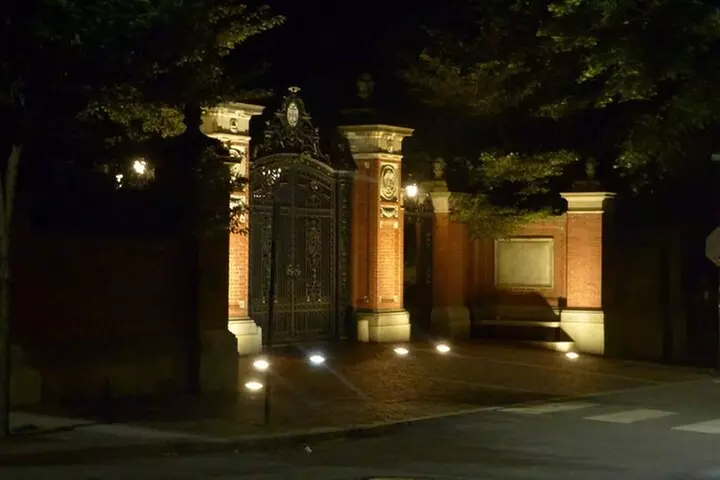 Haunted History Walking Tour of Providence