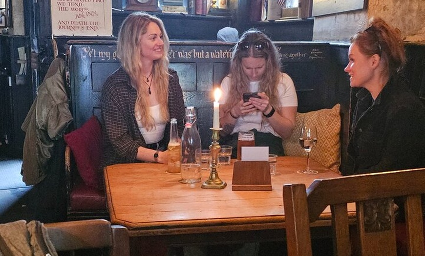 Image 2: Private Riverside London Pub Tour Pilgrims and Pirates