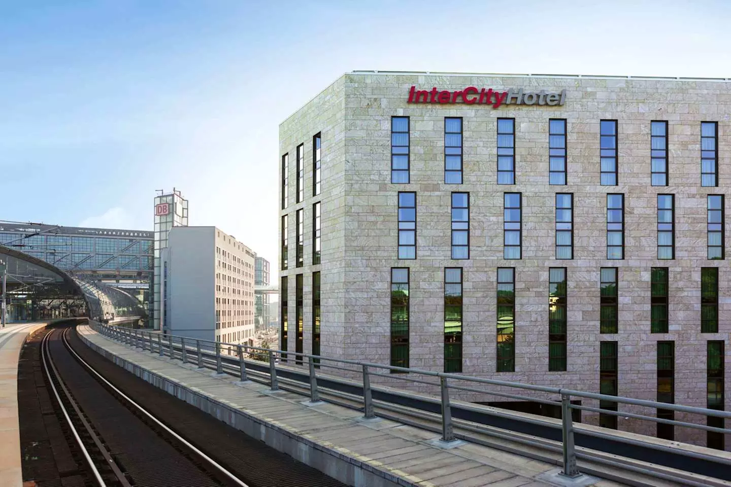 ✈ DEUTSCHLAND | Berlin - InterCityHotel Berlin Hauptbahnhof 4*, 2 N...