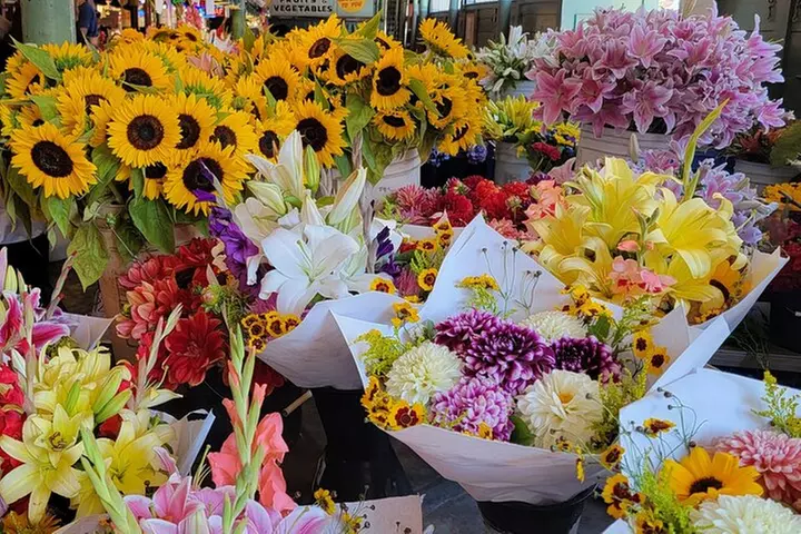 Scandals, Ghosts & Oddities at Pike Place Market