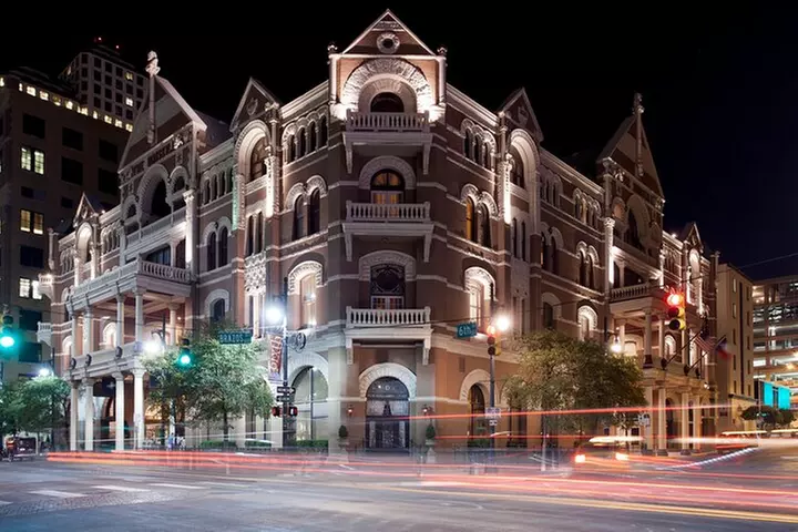 Austin Haunted Pub Crawl Walking Tour
