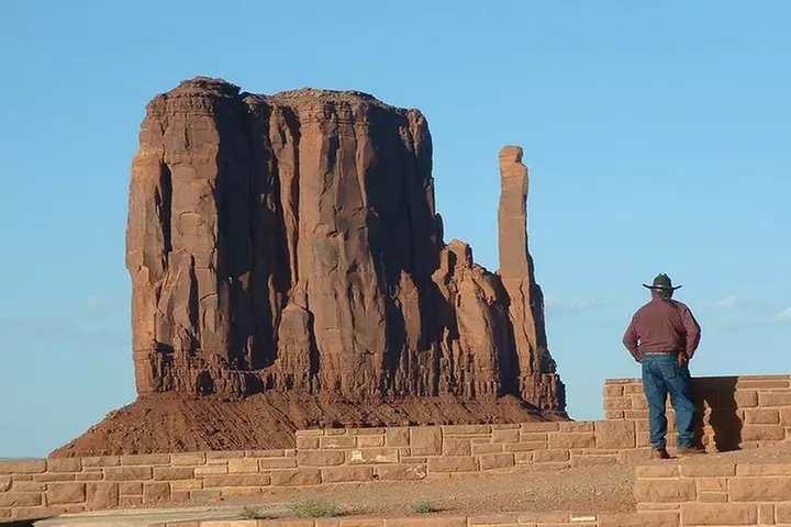 Monument Valley 4x4 Tour - Primary Image