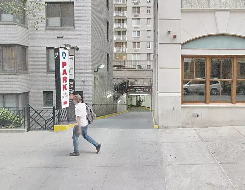 Parking at iPark: 10 East End Avenue Garage Corp.