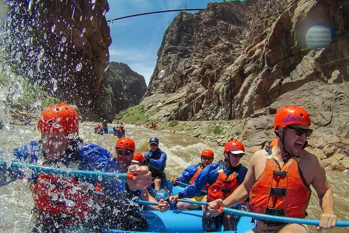 Royal Gorge Half Day Rafting in Cañon City (Free Wetsuit Use)