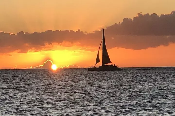 Diamond Head Sunset Sail