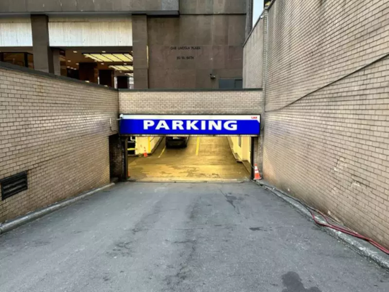 Parking at LAZ Parking - One Lincoln Plaza Garage - Second Medium