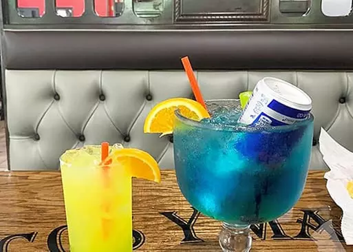 5% Cash Back at 7 Mares Mexican Restaurant