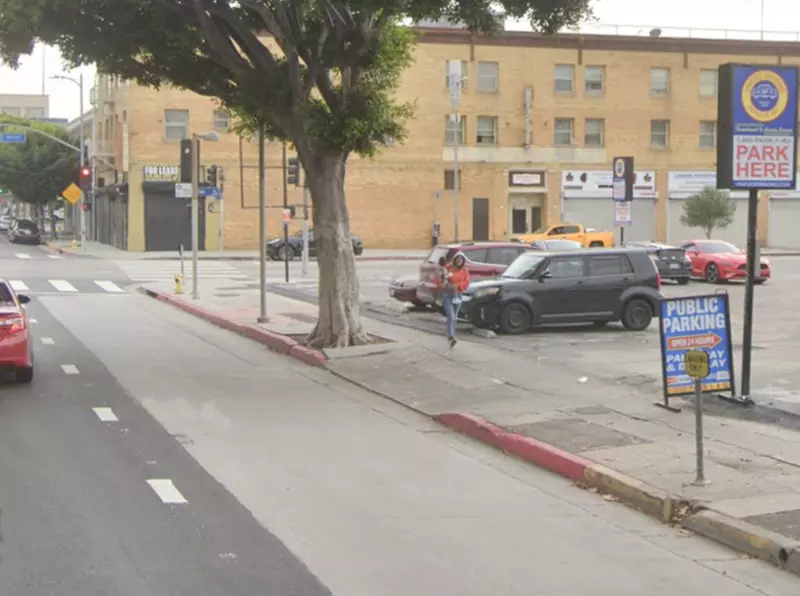 Parking at 200 W. Pico Blvd. Lot - Primary Image