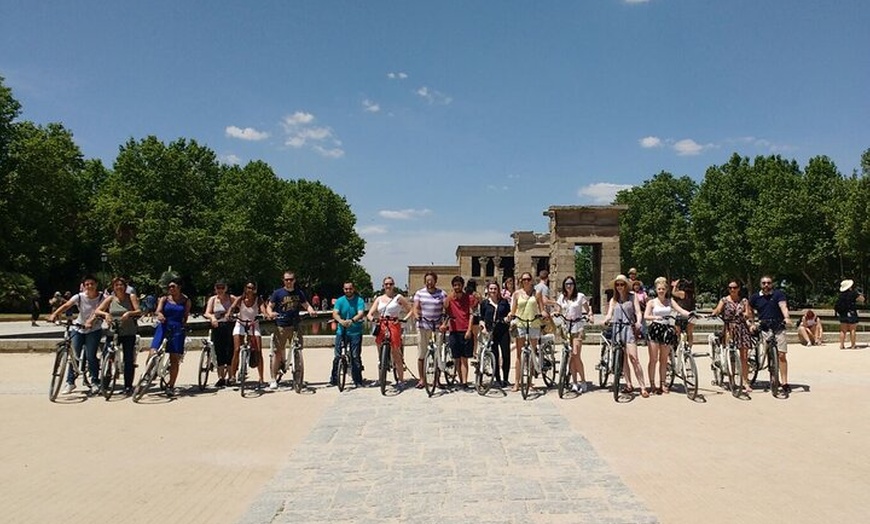 Image 4: Tour esencial de Madrid en bicicleta