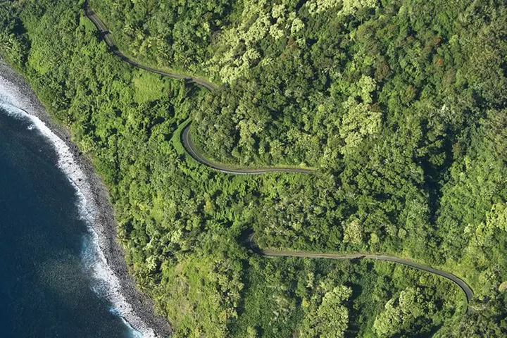 Small-Group Road to Hana Luxury Tour
