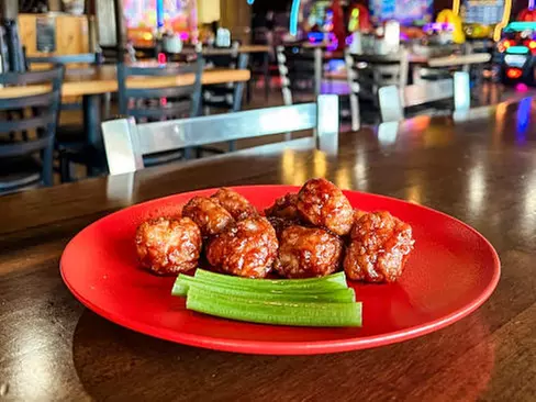 5% Cash Back at Tin Shed Tavern & Pizza