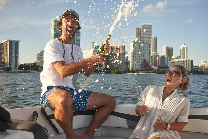 Private Boat Ride in Miami with Experienced Captain and Champagne