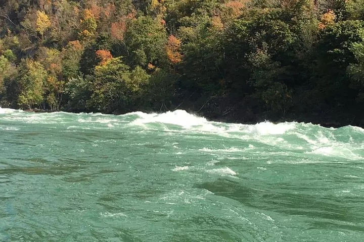 Niagara Falls Sightseeing tour of USA Side plus Jetboat