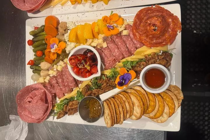 Wine Tasting Tour from Las Vegas with Snacks