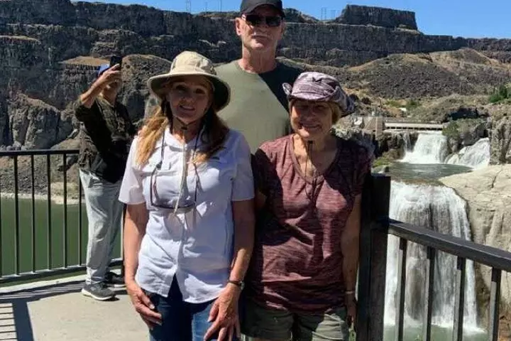 Guided Half-Day Tour to Shoshone Falls & City Tour