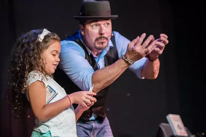 The Outta Control Magic Comedy Dinner Show, Orlando - Primary Image