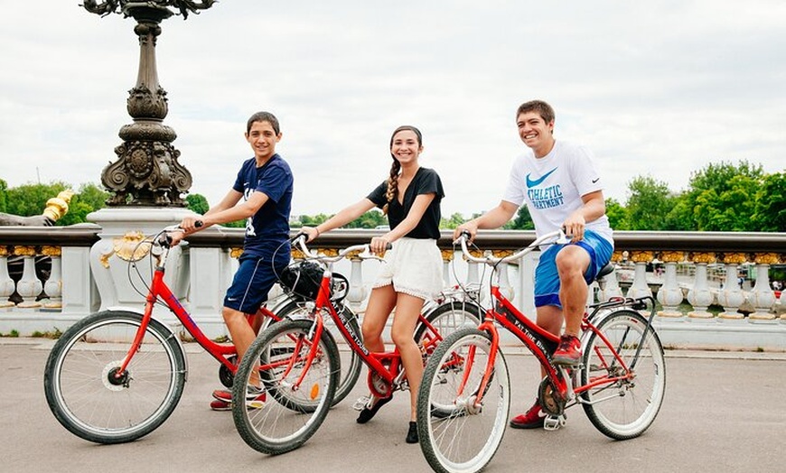 Image 3: Paris Combo: Visite à vélo et expérience de croisière sur Seine