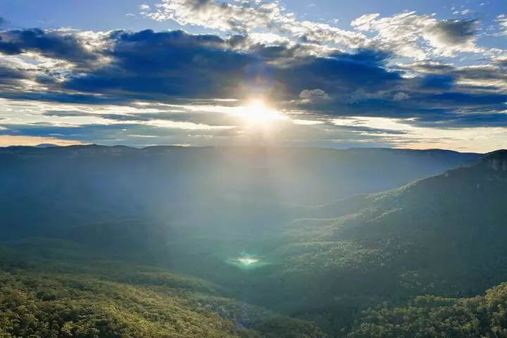 Blue Mountains Sunset Nature-based & Waterfall Tour from Sydney