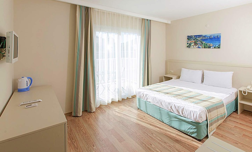 Image 3: ✈ BODRUM ET SA RÉGION | Bodrum - Bodrum Beach Resort 4*, 3 nuit - D...