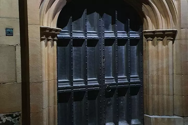 Dark Tales of York. Private ghost tours.