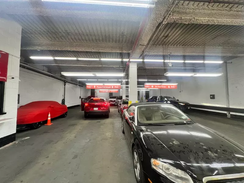 Parking at iPark - 259 West 47th Street Parking Corp. Garage
