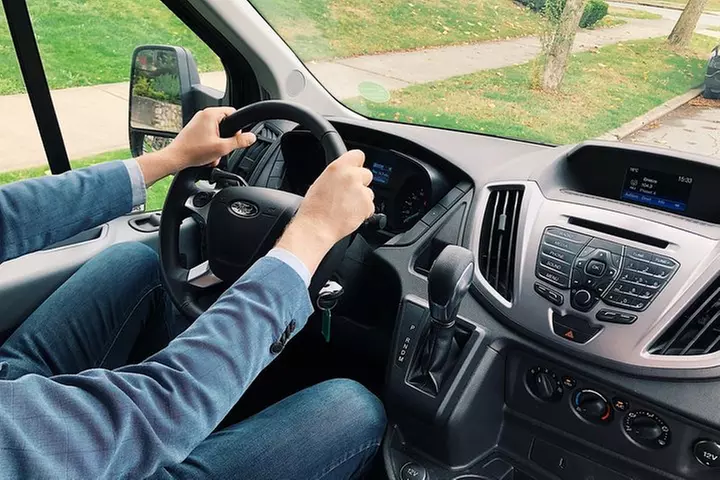 Private Transfer from Vancouver to Whistler - Second Medium
