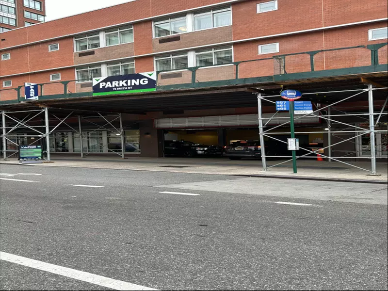 Parking at Center Park - 75 Smith St. Garage - Primary Image