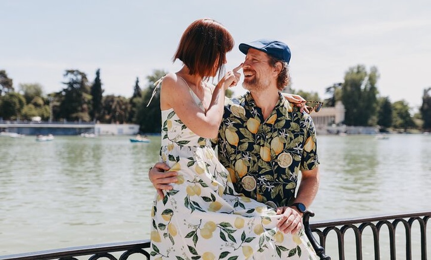 Image 4: Sesión de fotos en pareja & tour fotográfico, Madrid