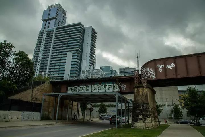 Austin and Hill Country Panoramic Sightseeing Tour