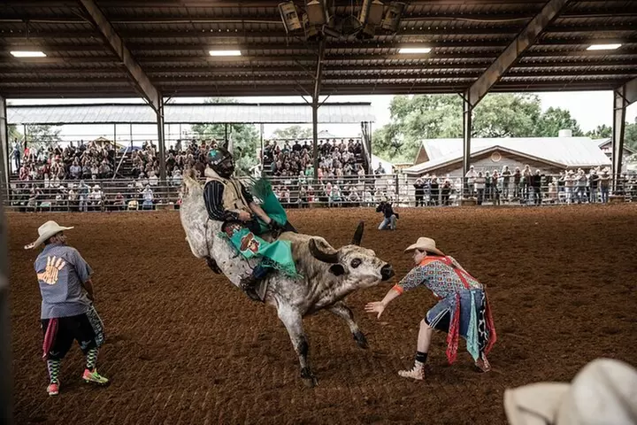 General Admission to the Rodeo Bulverde