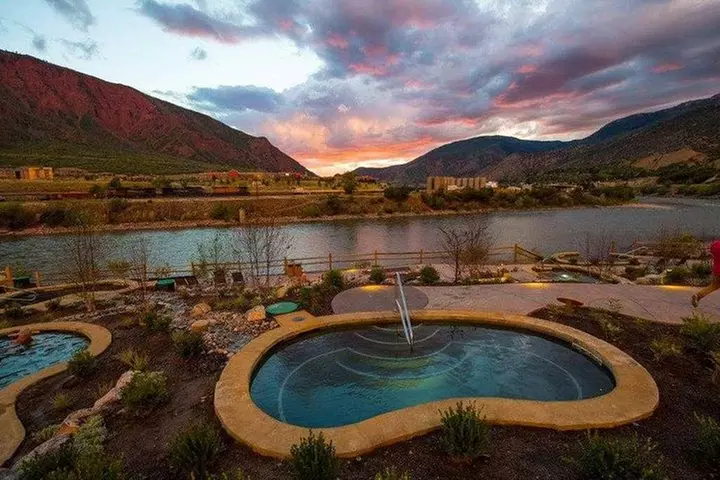 Iron Mountain Hot Springs Private Transportation Service - Primary Image