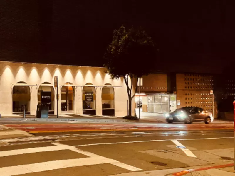 Parking at 815 Powell St. Garage
