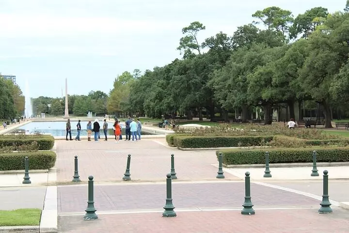 Astroville Best of Houston City Driving Tour with Live Guide