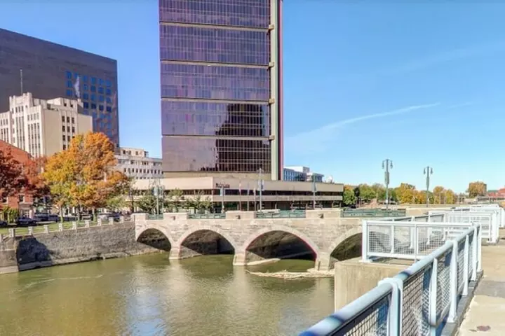 Self-Guided Rochester Scavenger Hunt: Big Little Rochester