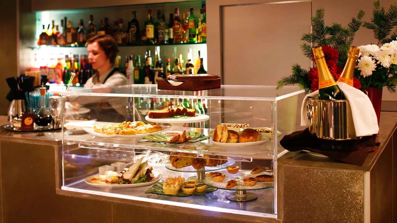 ✈ PORTUGAL | Lissabon - Neya Lisboa Eco Hotel 4*, 2 Nächte - Angebo...