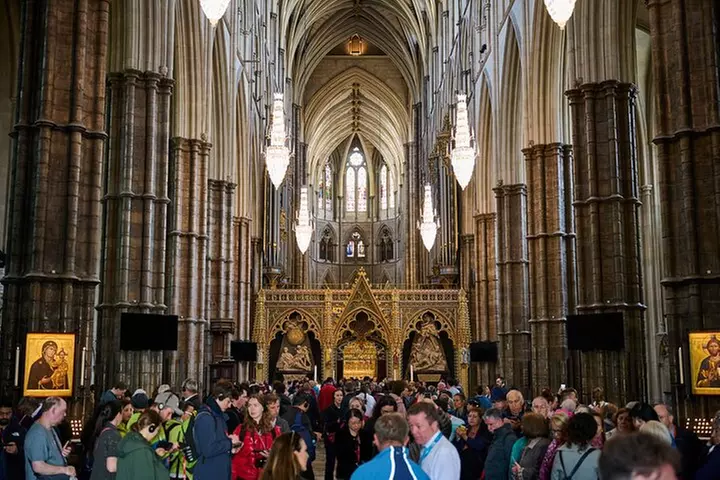Skip the Line Tower of London & Westminster Tour and River Cruise