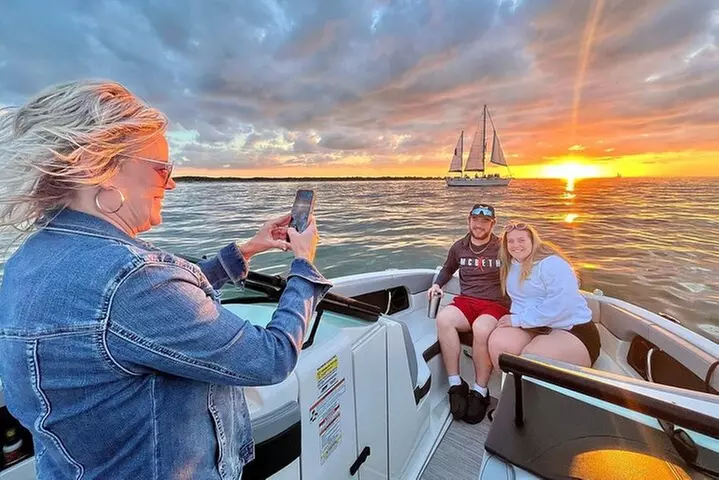 Private Sunset and Dolphin Tour in St. Petersburg, Florida