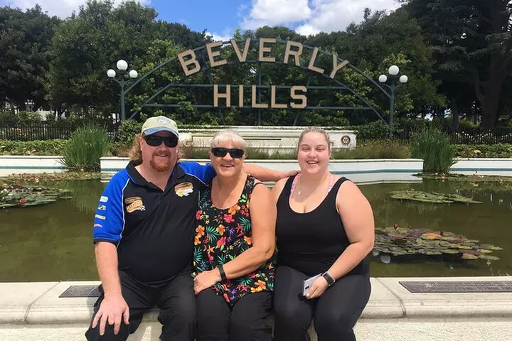 Shared 4 Hours LA Afternoon Tour With Hollywood Sign and Star Homes