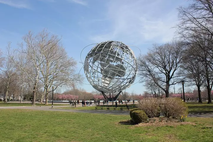 Brooklyn, Queens, and the Bronx Contrastes Tour in Spanish