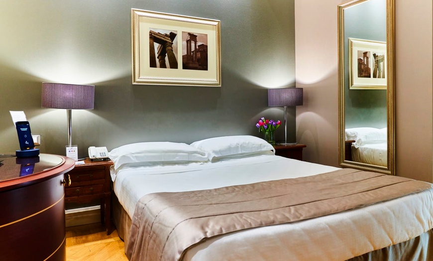 Image 2: ✈ ITALIE | Rome - Hotel Principe Torlonia 4*