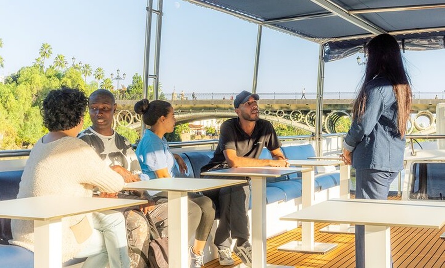 Image 10: Paseo en Yate con Menú Desgustación y Bebidas