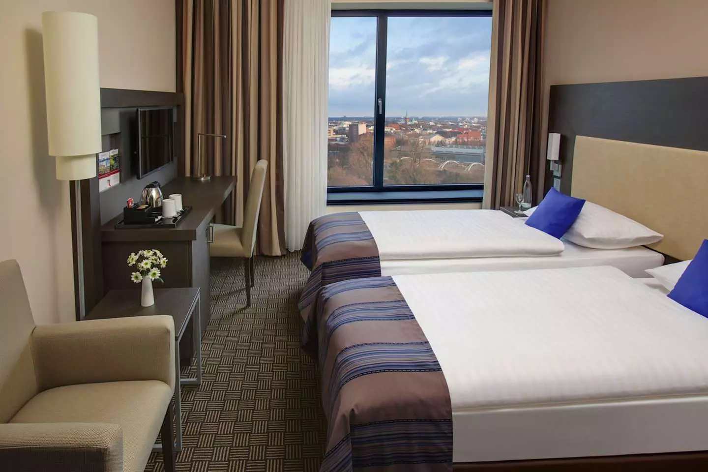 ✈ DEUTSCHLAND | Hamburg - InterCityHotel Hamburg Dammtor-Messe 4*, ...