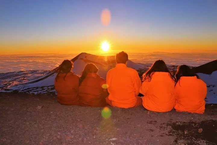 Mauna Kea Summit Tour with Free Night Star Photo
