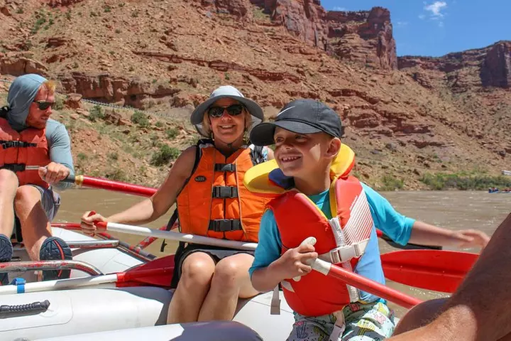 Moab Afternoon Half Day Rafting Trip - Colorado River