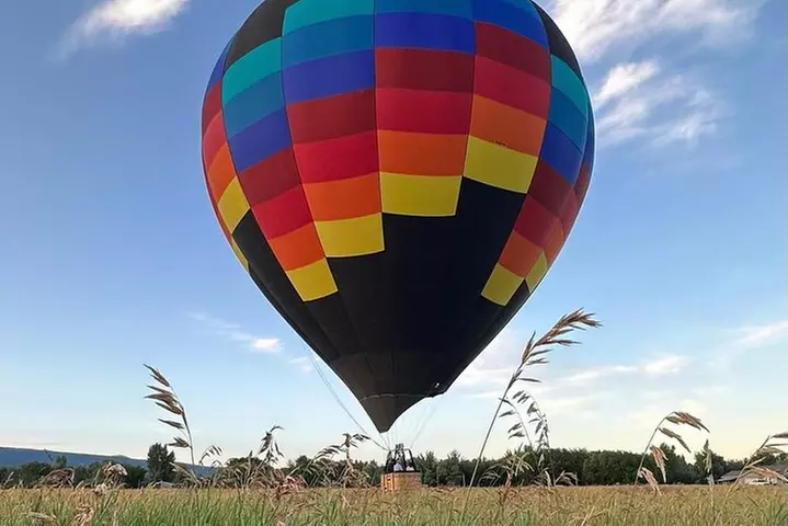 3 Hour Hot Air Balloon Flight in Driggs - Primary Image